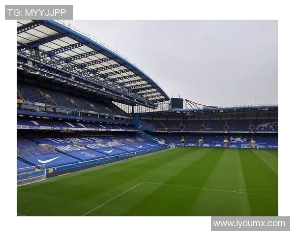 全球瞩目的足球巨星们如何在绿茵场上书写传奇人生与辉煌成就