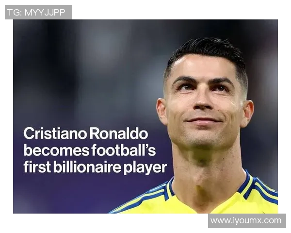 足球明星C罗的帅气魅力与球场风采完美结合的精彩瞬间